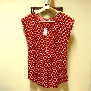 Express NWT patterned blouse